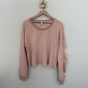 Lanston peach sweater, size medium